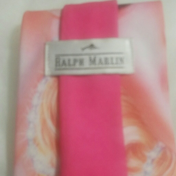 Mens Marilyn Monroe Pink Tie - Picture 3 of 5
